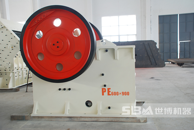 PE600x900颚式破碎机，时产120吨碎石机